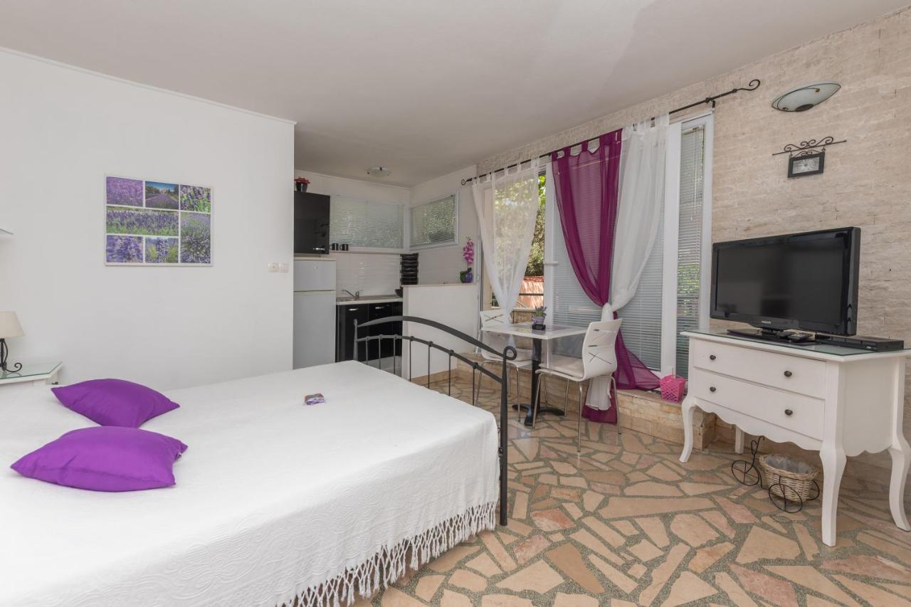 Apartmani Antunovic พอดโกรา ภายนอก รูปภาพ