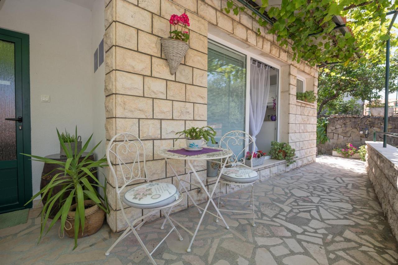 Apartmani Antunovic พอดโกรา ภายนอก รูปภาพ