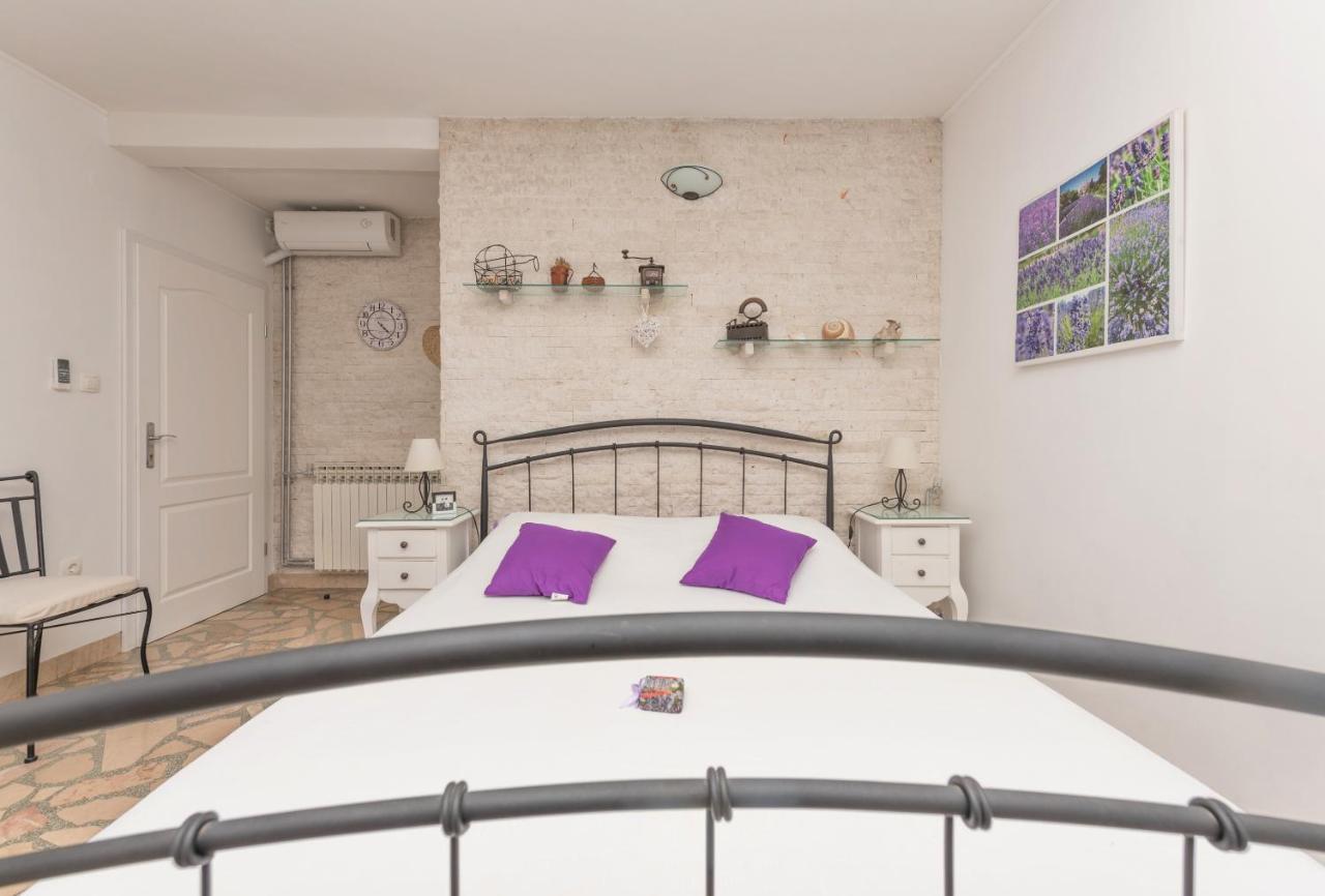 Apartmani Antunovic พอดโกรา ภายนอก รูปภาพ