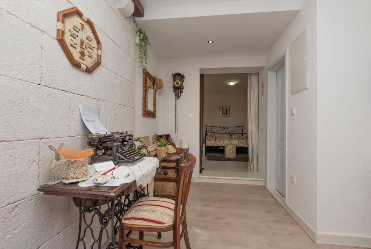 Apartmani Antunovic พอดโกรา ภายนอก รูปภาพ