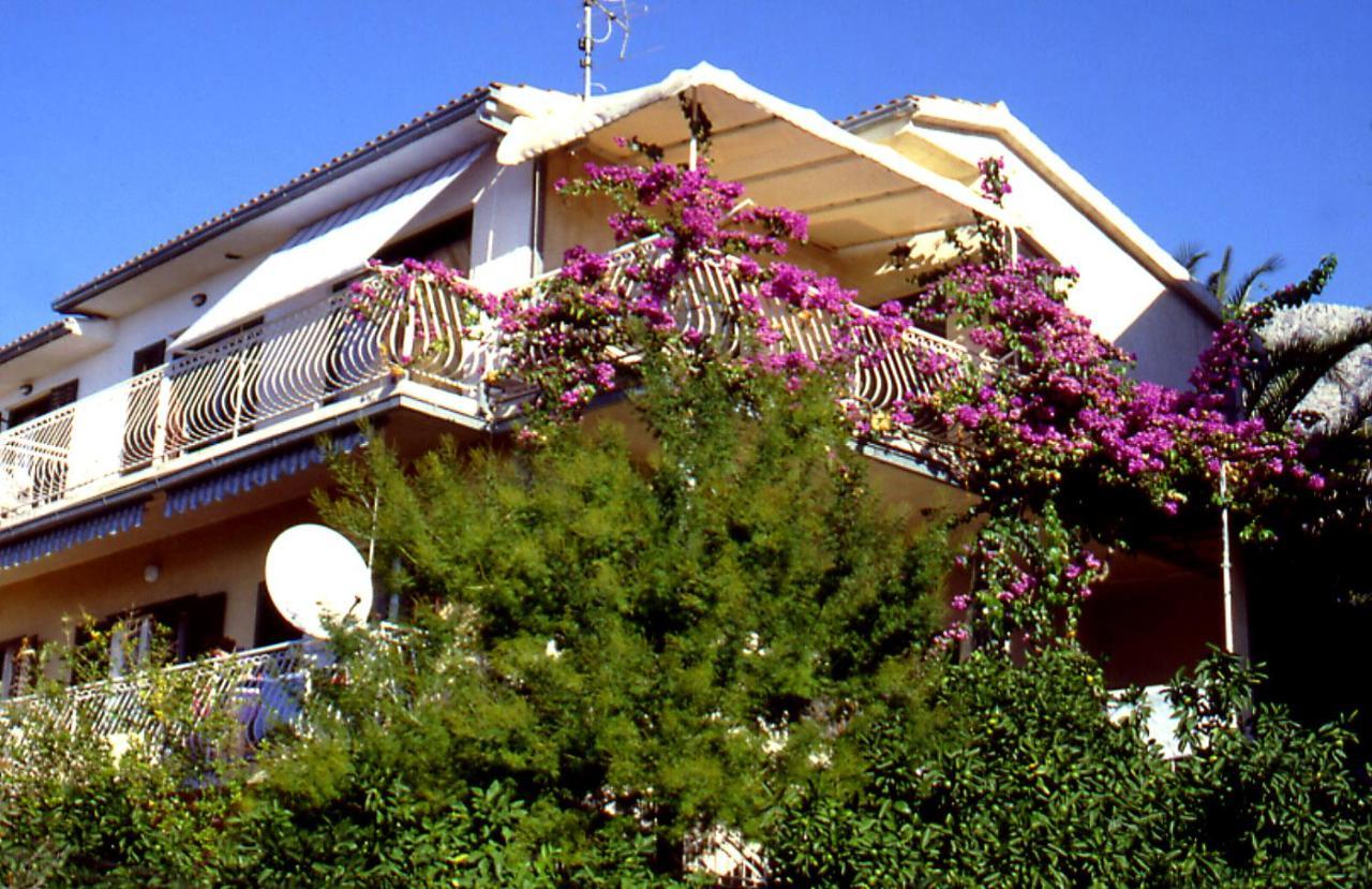 Apartmani Antunovic พอดโกรา ภายนอก รูปภาพ